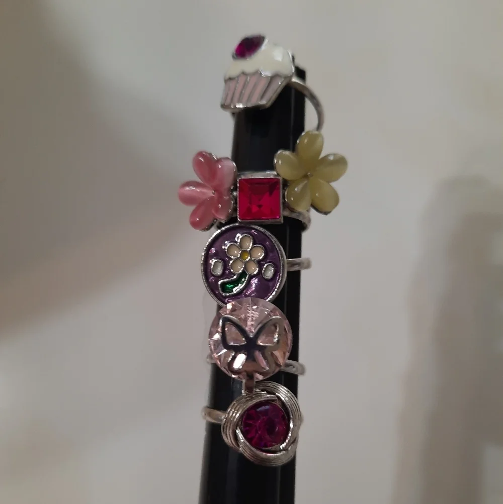 Pappazzi Pink and Yellow Flower Charm Ring Set 9 Kids Adjustable Rings